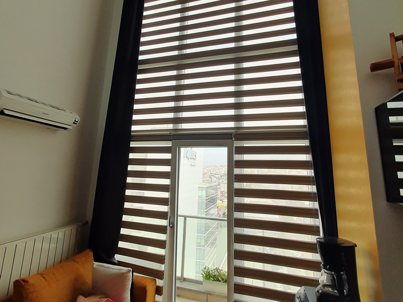 Zebra Perde Kullanım Alanları | Ev ve Ofisler İçin Modern Perde Çözümü