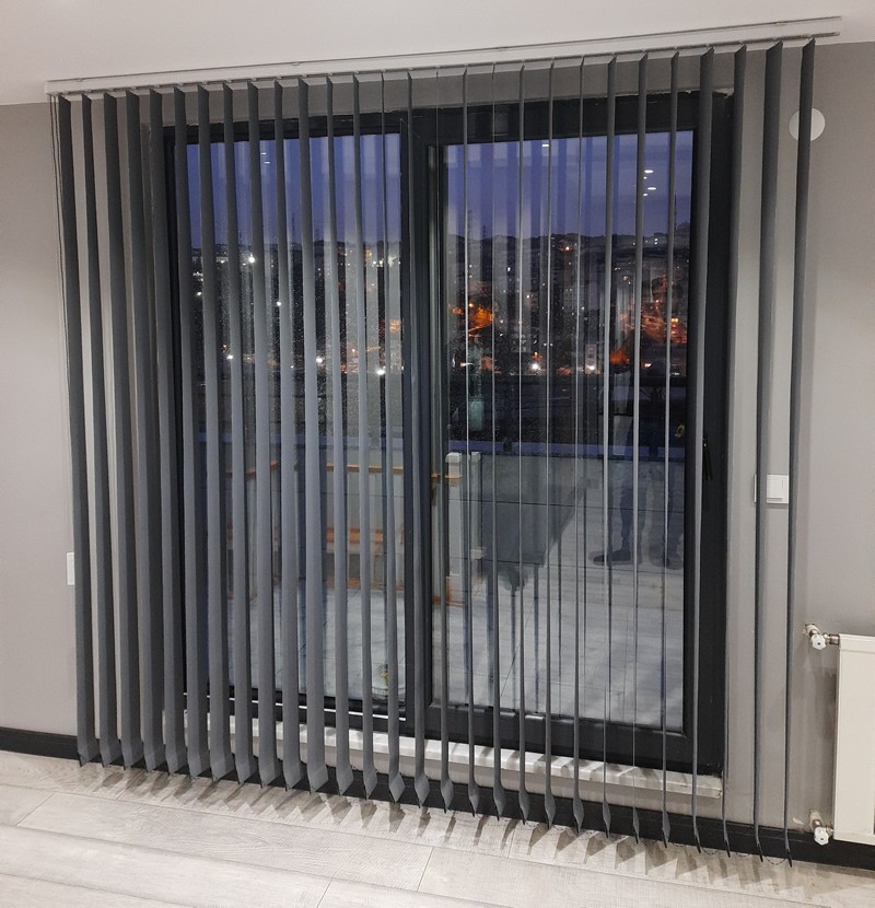 Dikey Perde Nerelerde Kullanılır? | Modern ve Fonksiyonel Perde Sistemleri