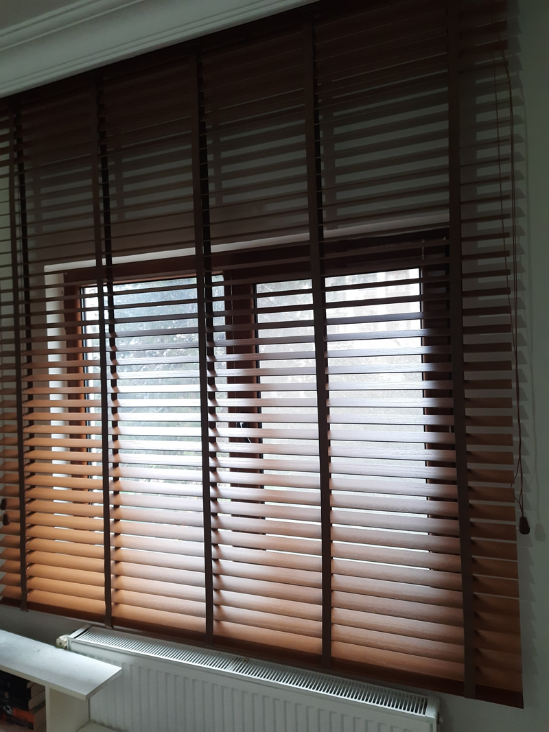 Ahşap Jaluzi Perde Nerelerde Kullanılır? | Doğal ve Şık Perde Çözümleri